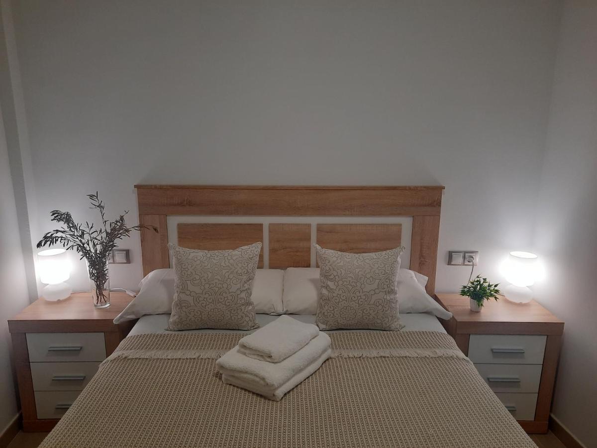 Apartamentos Clavero 10 Plasencia Εξωτερικό φωτογραφία